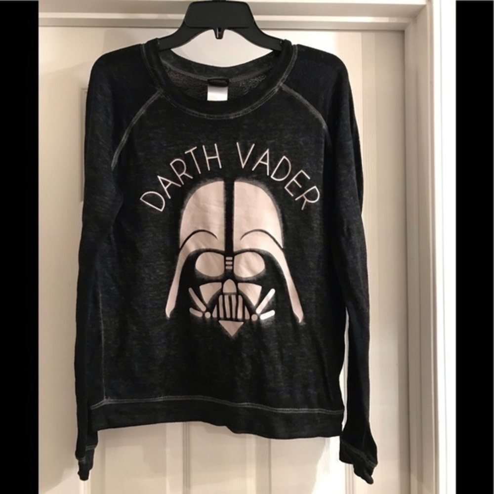 Star Wars Brand Darth Vader L/S top
